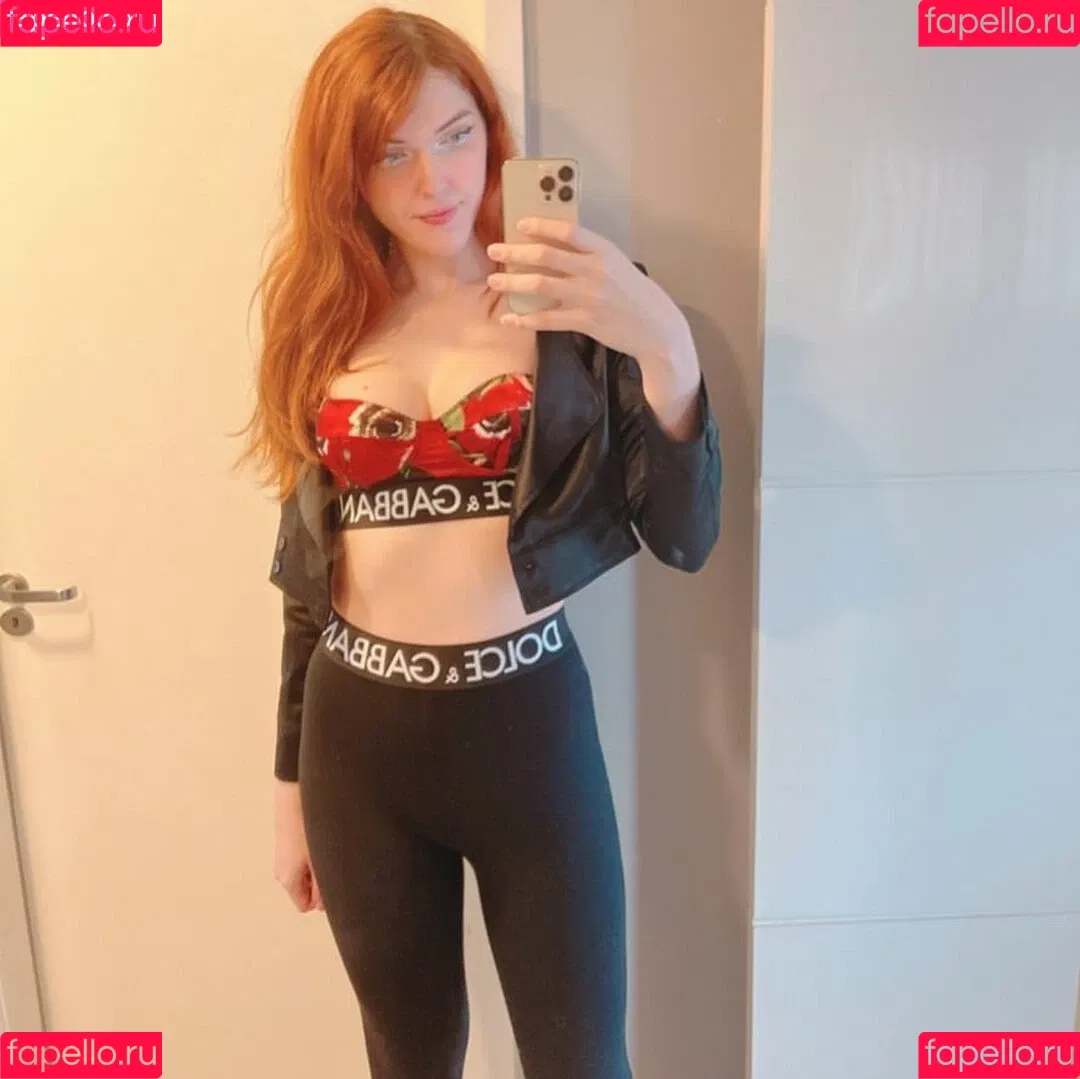Lindsay Onlyfans Photo Gallery 