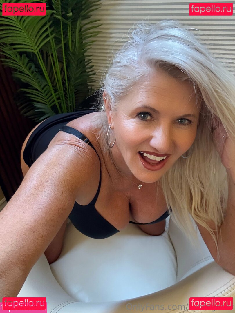 LisaMGreer Nude Onlyfans Photo 11