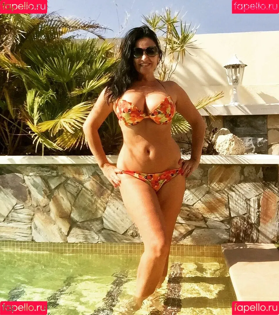 Angela Cavagna Onlyfans Photo Gallery 