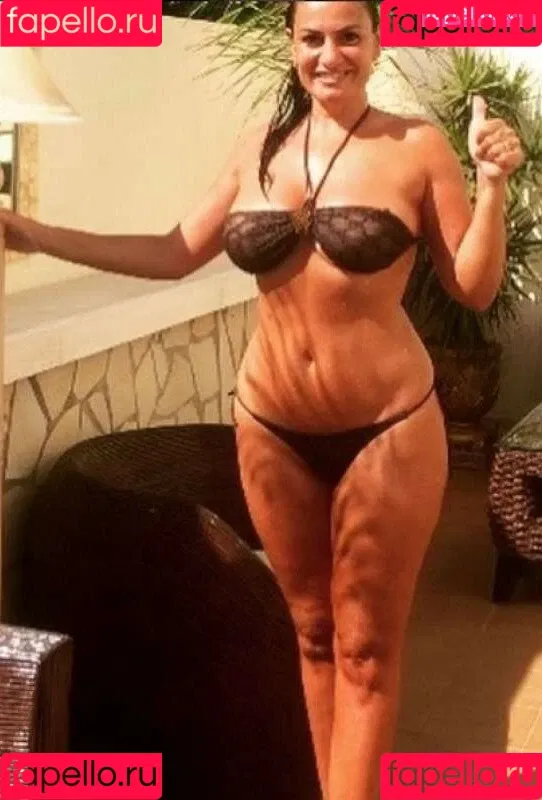Angela Cavagna Onlyfans Photo Gallery 