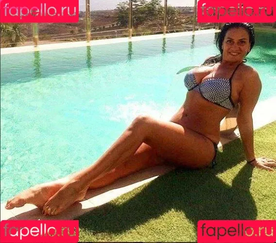 Angela Cavagna Onlyfans Photo Gallery 