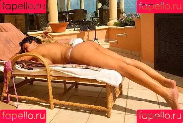 Angela Cavagna Onlyfans Photo Gallery 