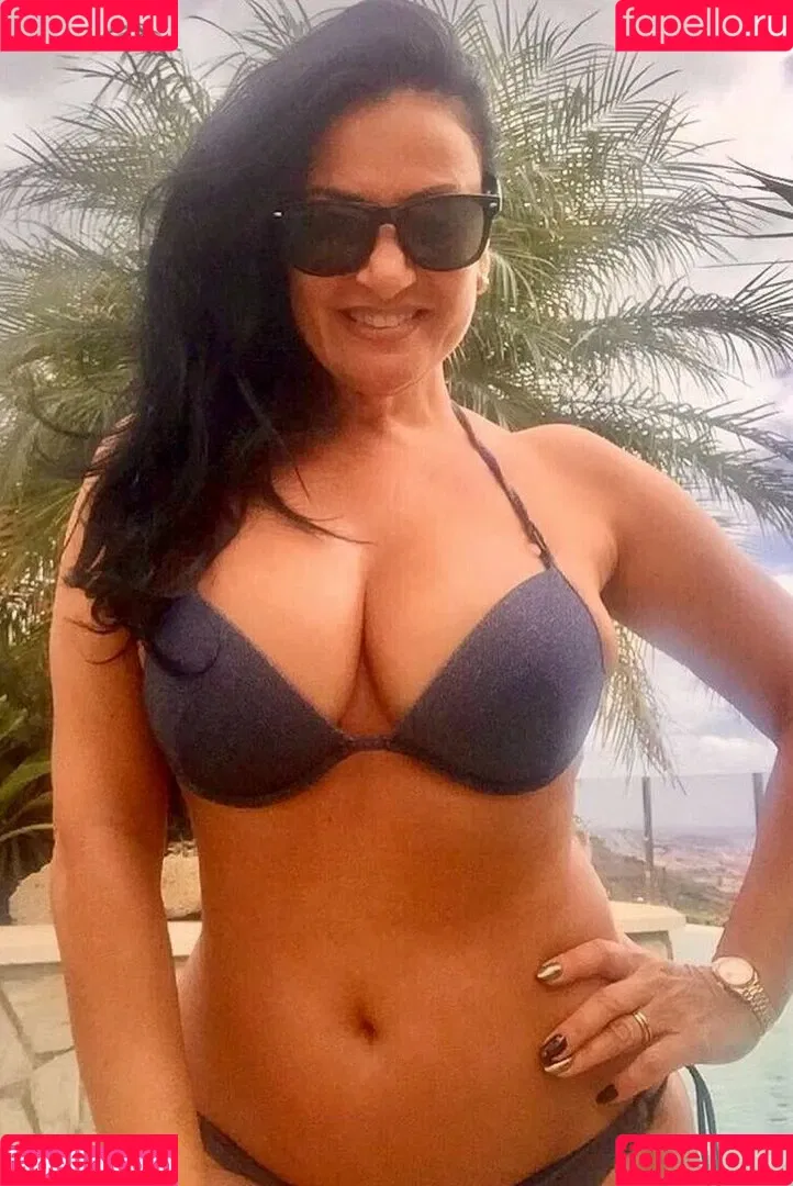 Angela Cavagna Onlyfans Photo Gallery 