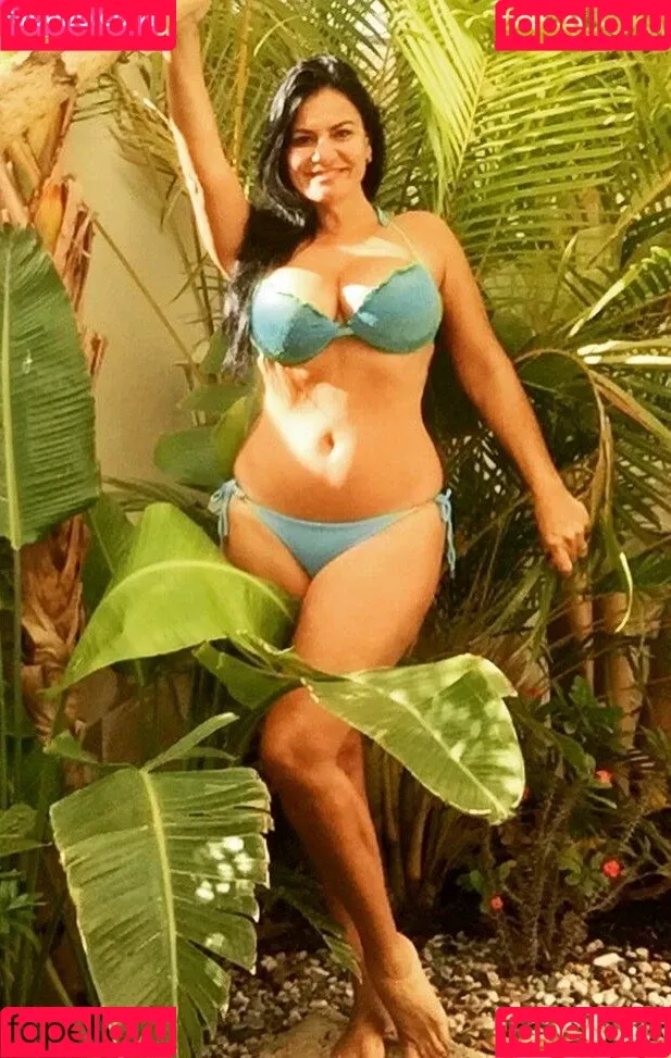 Angela Cavagna Onlyfans Photo Gallery 