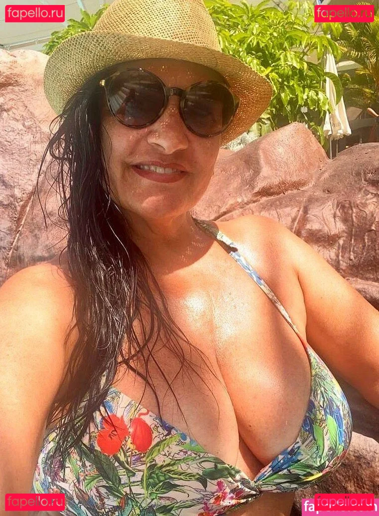 Angela Cavagna Onlyfans Photo Gallery 