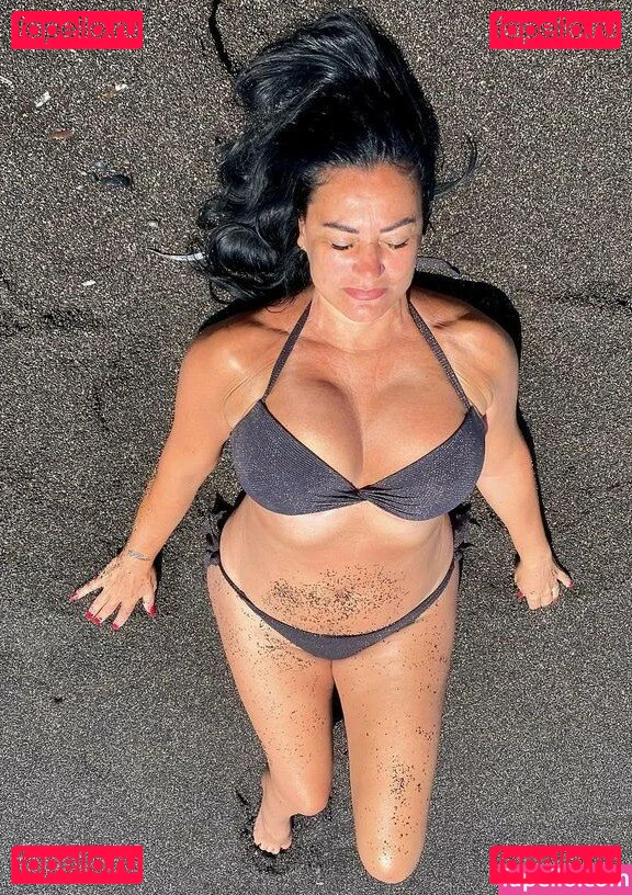 Angela Cavagna Onlyfans Photo Gallery 