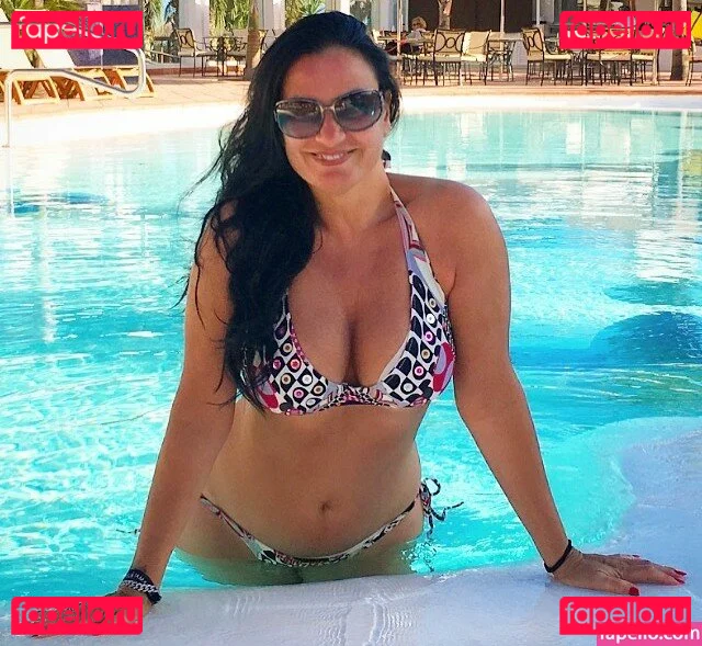 Angela Cavagna Onlyfans Photo Gallery 