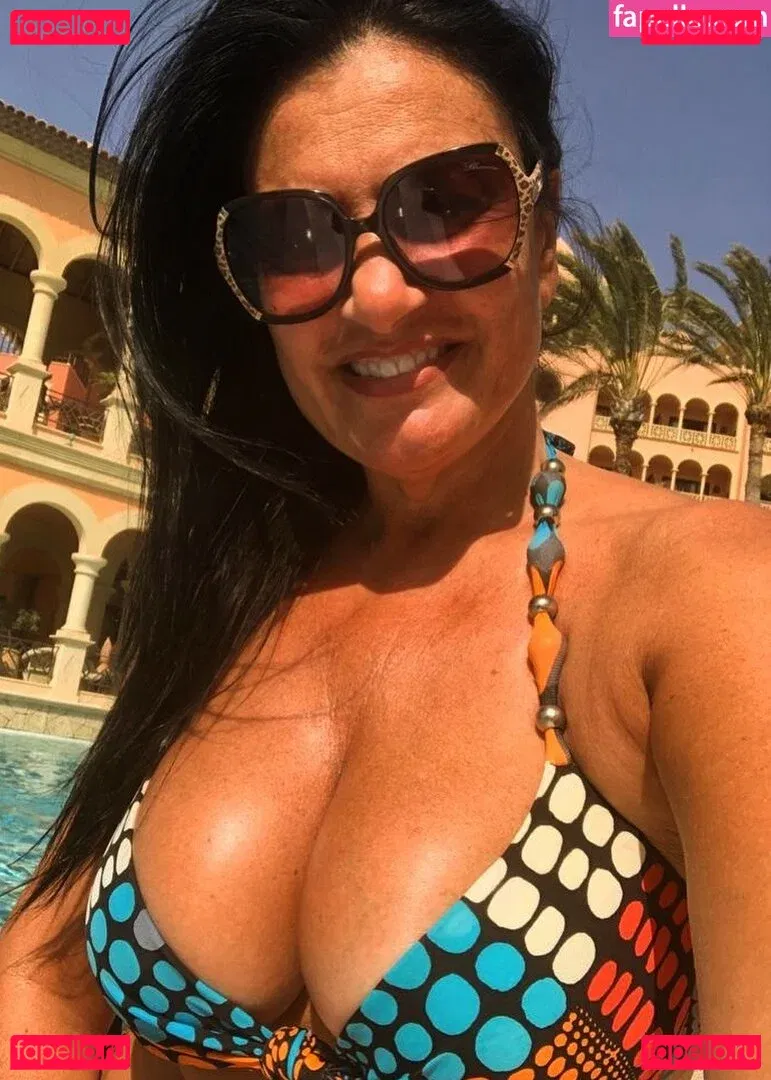 Angela Cavagna Onlyfans Photo Gallery 