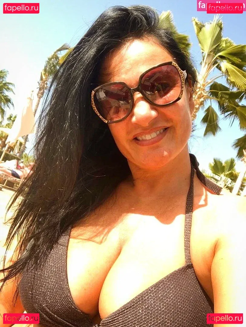 Angela Cavagna Onlyfans Photo Gallery 