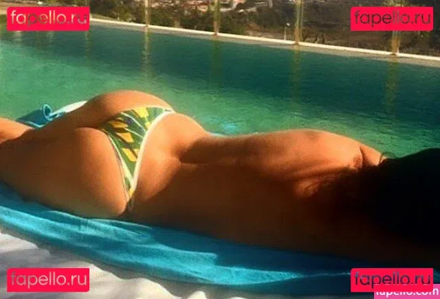 Angela Cavagna Onlyfans Photo Gallery 