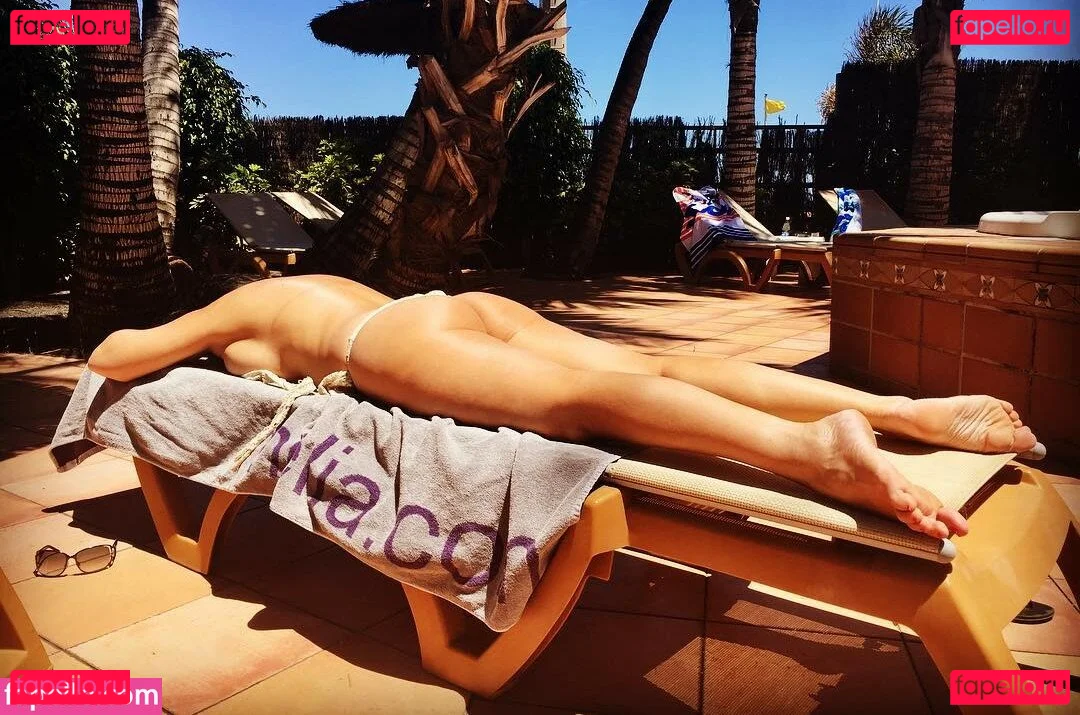 Angela Cavagna Onlyfans Photo Gallery 