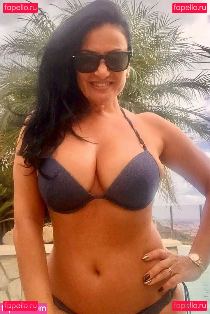 Angela Cavagna Onlyfans Photo Gallery 