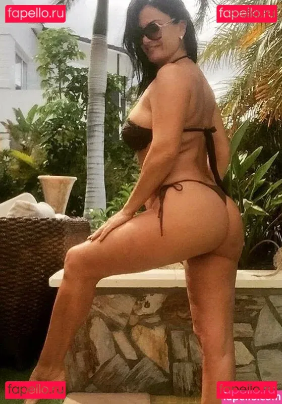 Angela Cavagna Onlyfans Photo Gallery 