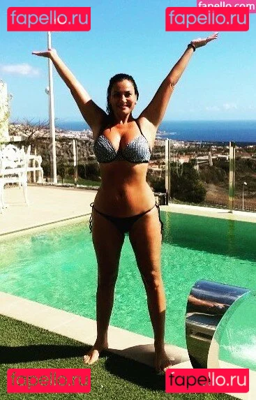 Angela Cavagna Onlyfans Photo Gallery 