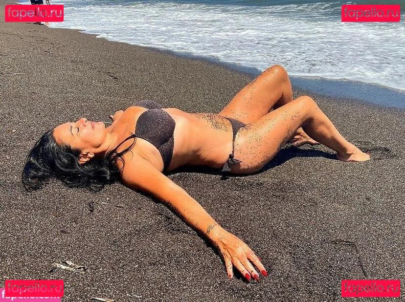 Angela Cavagna Onlyfans Photo Gallery 