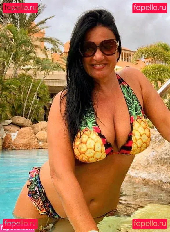 Angela Cavagna Onlyfans Photo Gallery 