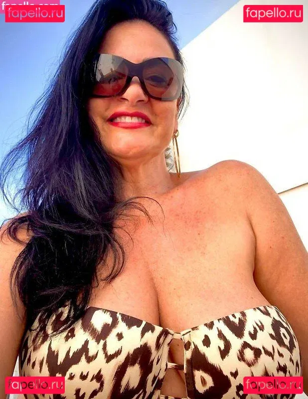 Angela Cavagna Onlyfans Photo Gallery 