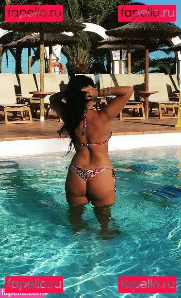 Angela Cavagna Onlyfans Photo Gallery 