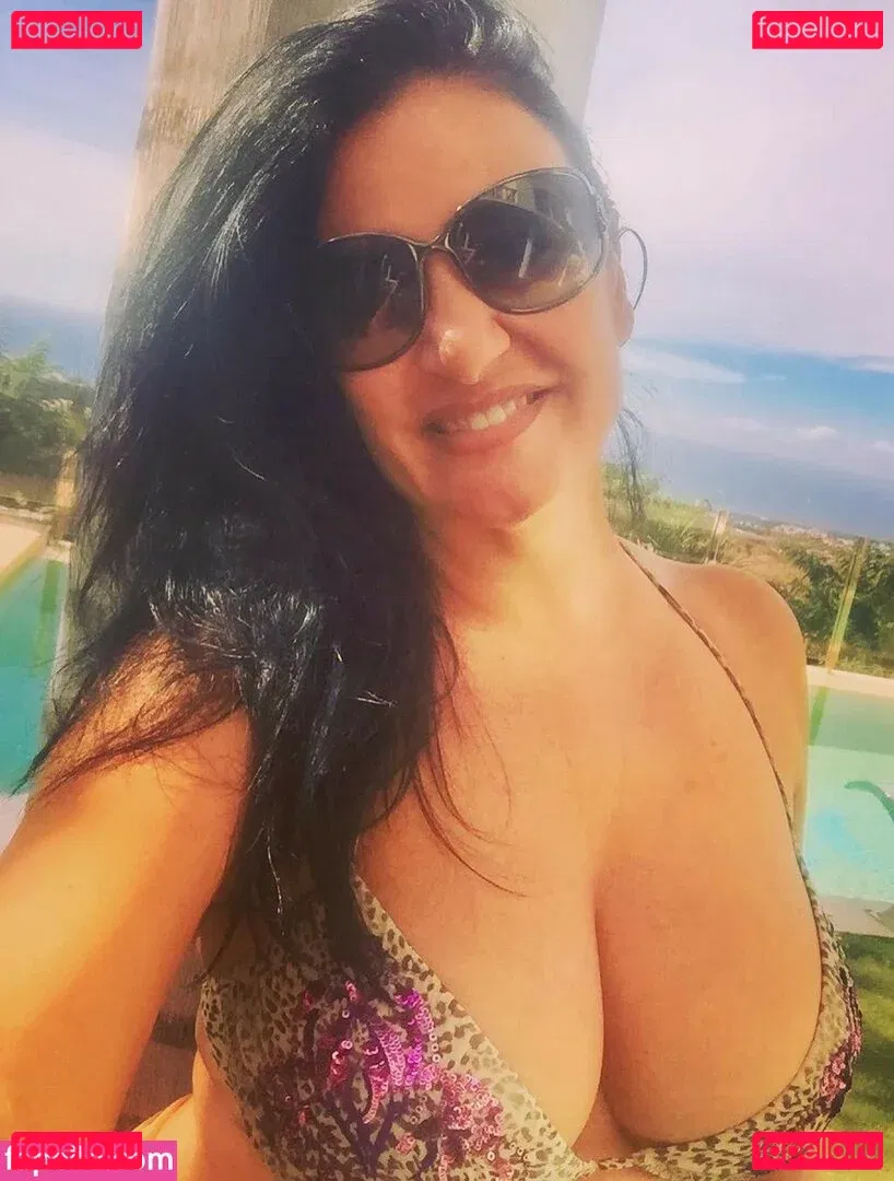 Angela Cavagna Onlyfans Photo Gallery 