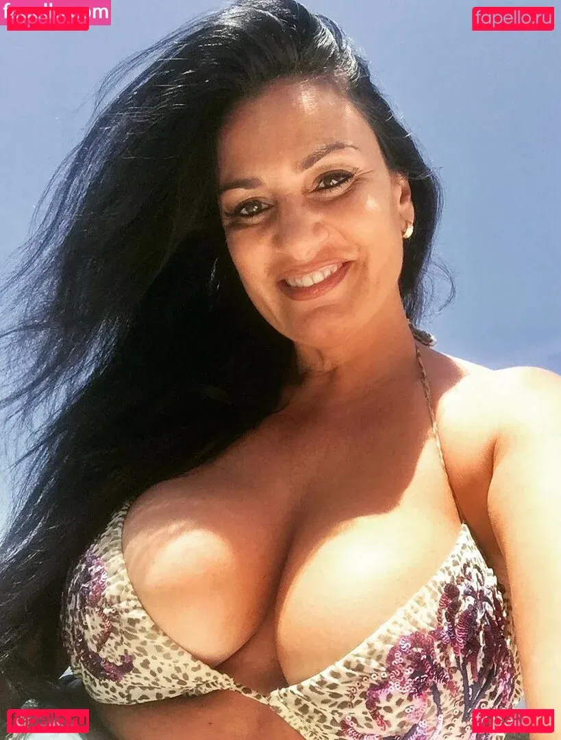 Angela Cavagna Onlyfans Photo Gallery 