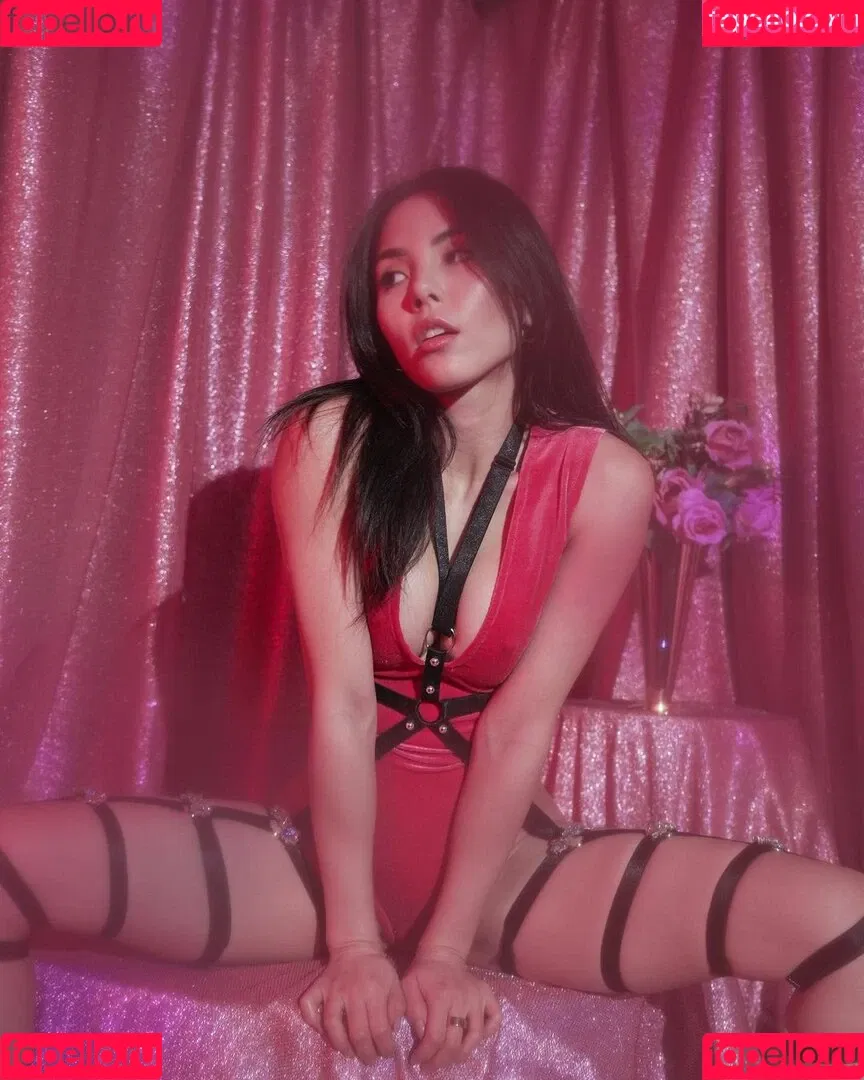 Anna Akana Onlyfans Photo Gallery 