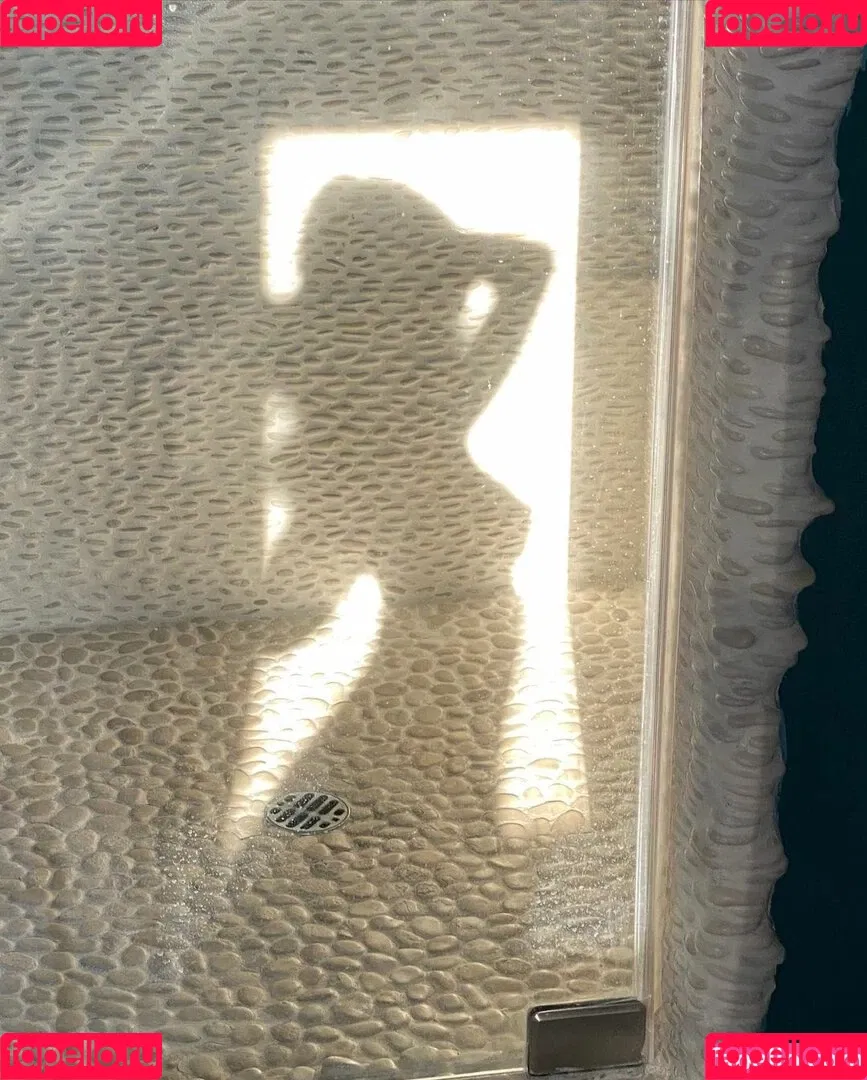Anna Akana Onlyfans Photo Gallery 