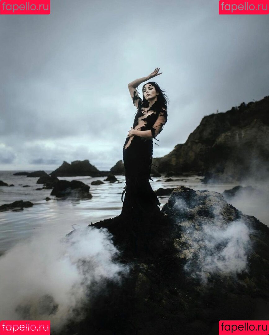 Anna Akana Onlyfans Photo Gallery 