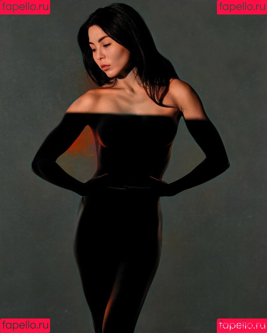 Anna Akana Onlyfans Photo Gallery 