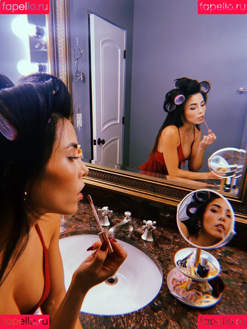 Anna Akana Onlyfans Photo Gallery 