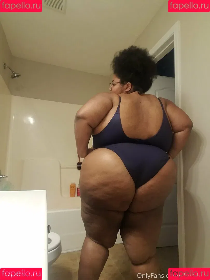 lilmsfluffy Onlyfans Photo Gallery 