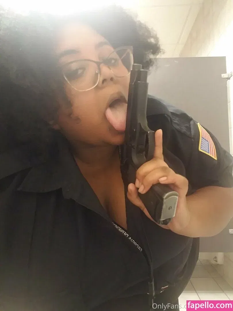 lilmsfluffy Onlyfans Photo Gallery 