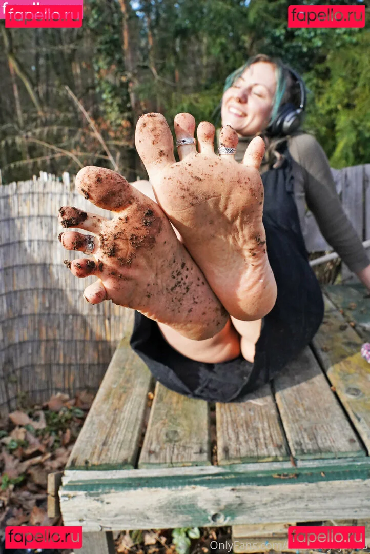 freakyfjonda Onlyfans Photo Gallery 