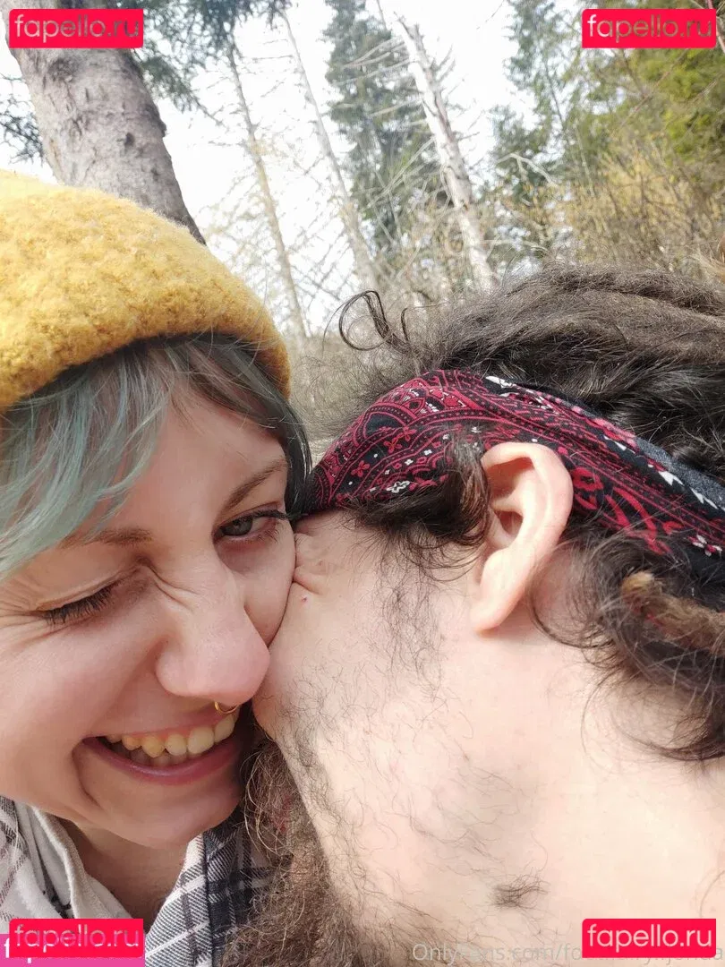 freakyfjonda Onlyfans Photo Gallery 