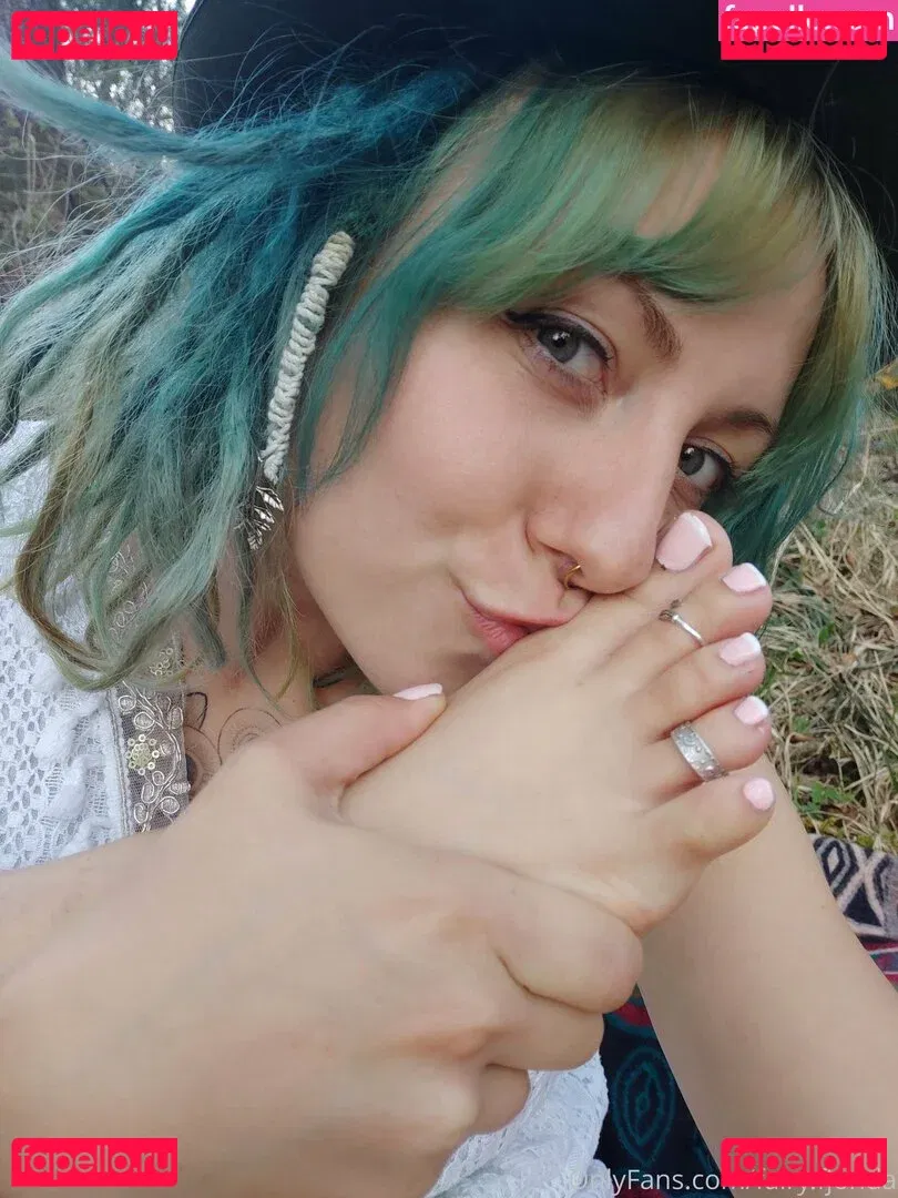 freakyfjonda Onlyfans Photo Gallery 