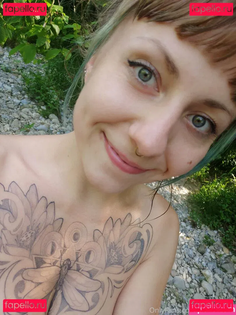 freakyfjonda Onlyfans Photo Gallery 