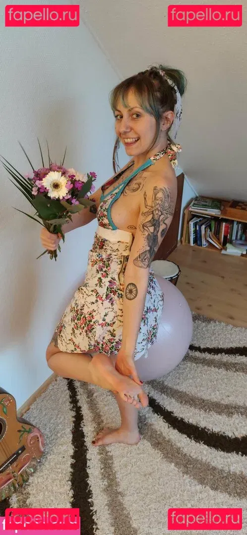 freakyfjonda Onlyfans Photo Gallery 