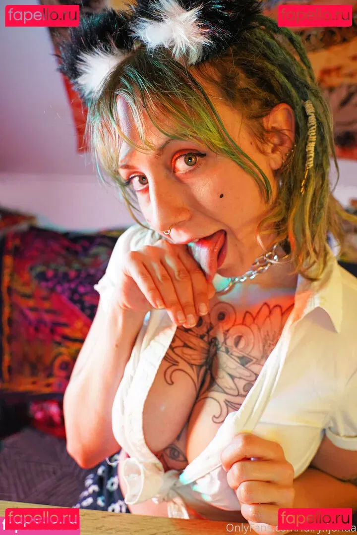 freakyfjonda Onlyfans Photo Gallery 