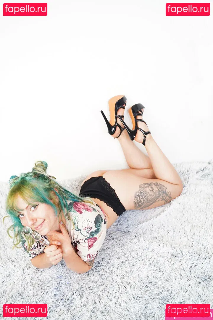 freakyfjonda Onlyfans Photo Gallery 