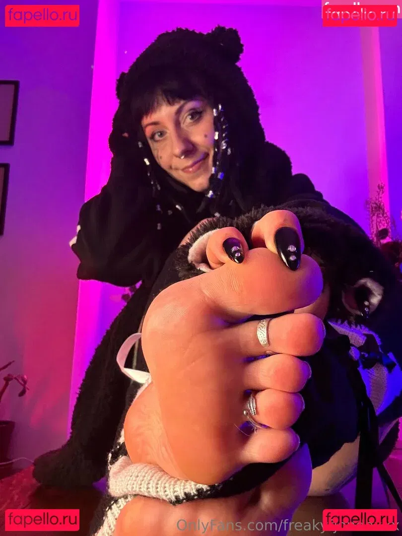 freakyfjonda Onlyfans Photo Gallery 