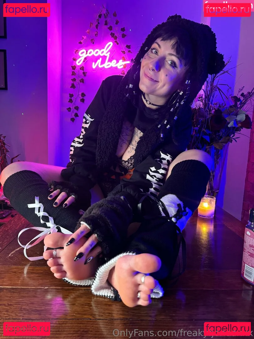 freakyfjonda Onlyfans Photo Gallery 