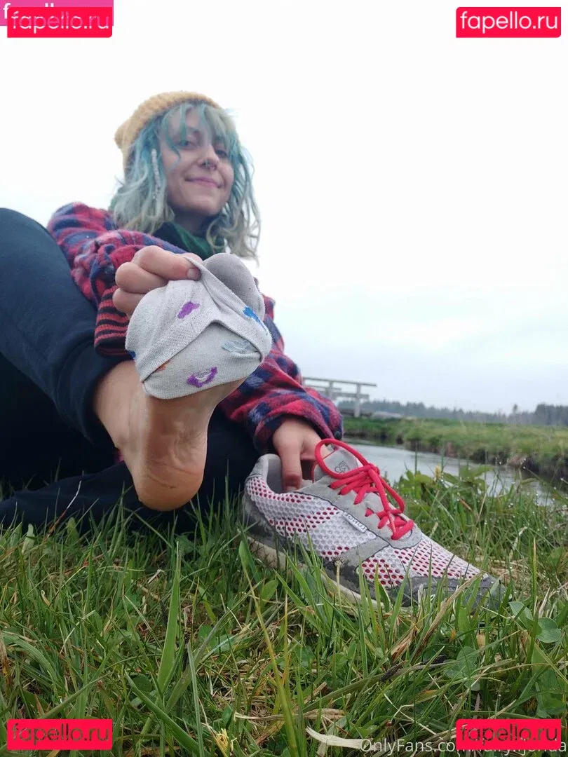 freakyfjonda Onlyfans Photo Gallery 