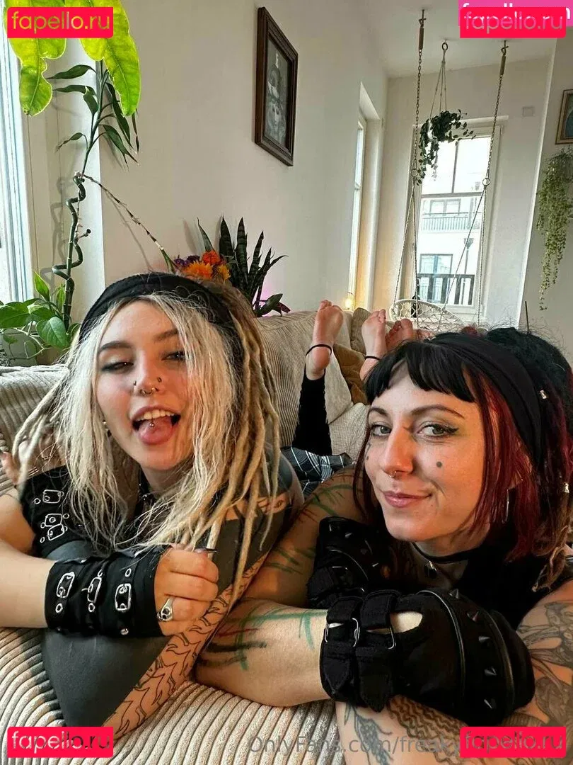 freakyfjonda Onlyfans Photo Gallery 