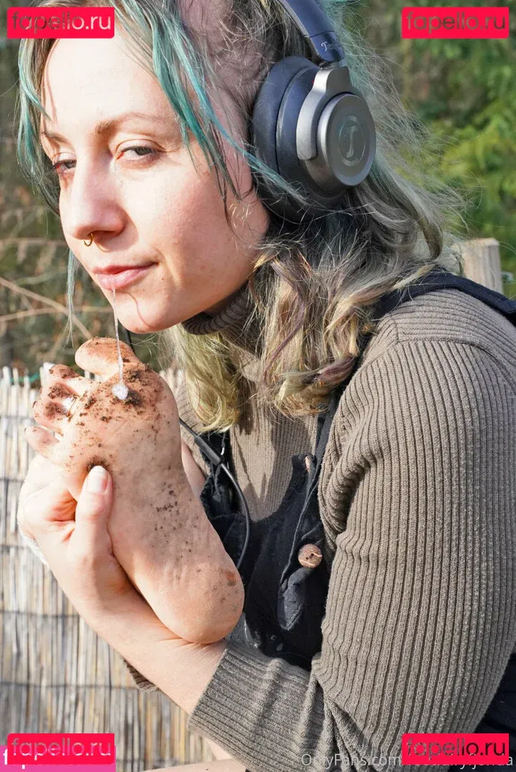 freakyfjonda Onlyfans Photo Gallery 