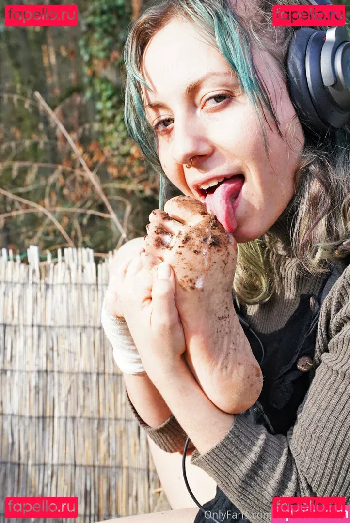 freakyfjonda Onlyfans Photo Gallery 