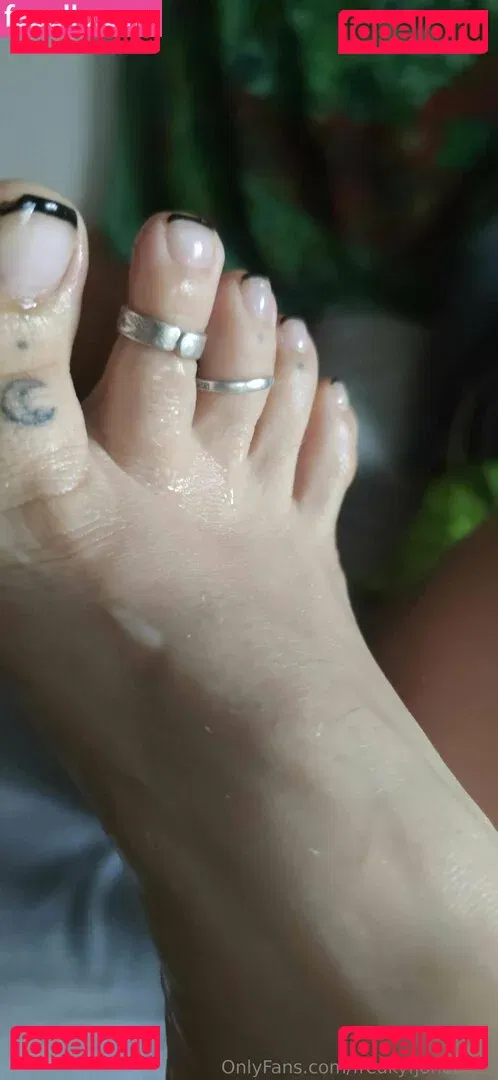 freakyfjonda Onlyfans Photo Gallery 