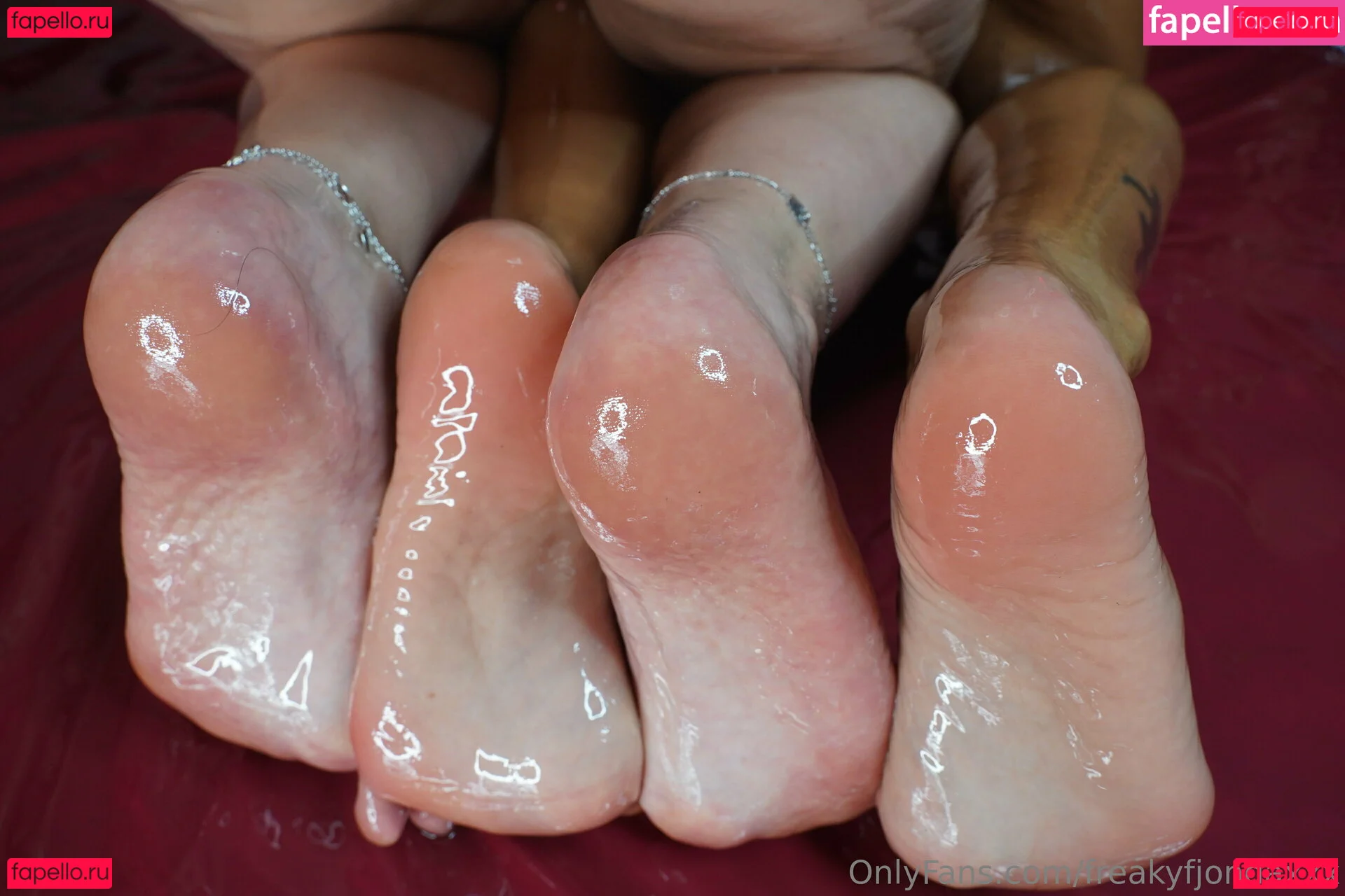 freakyfjonda Onlyfans Photo Gallery 