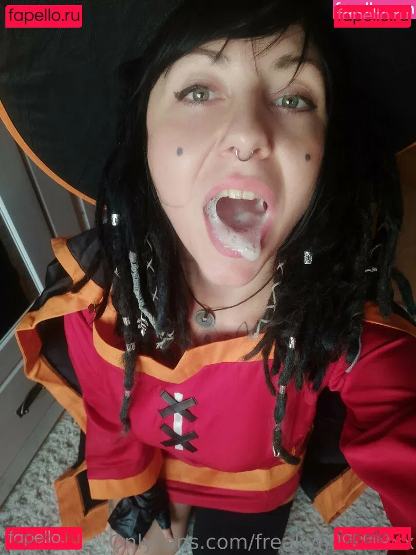 freakyfjonda Onlyfans Photo Gallery 