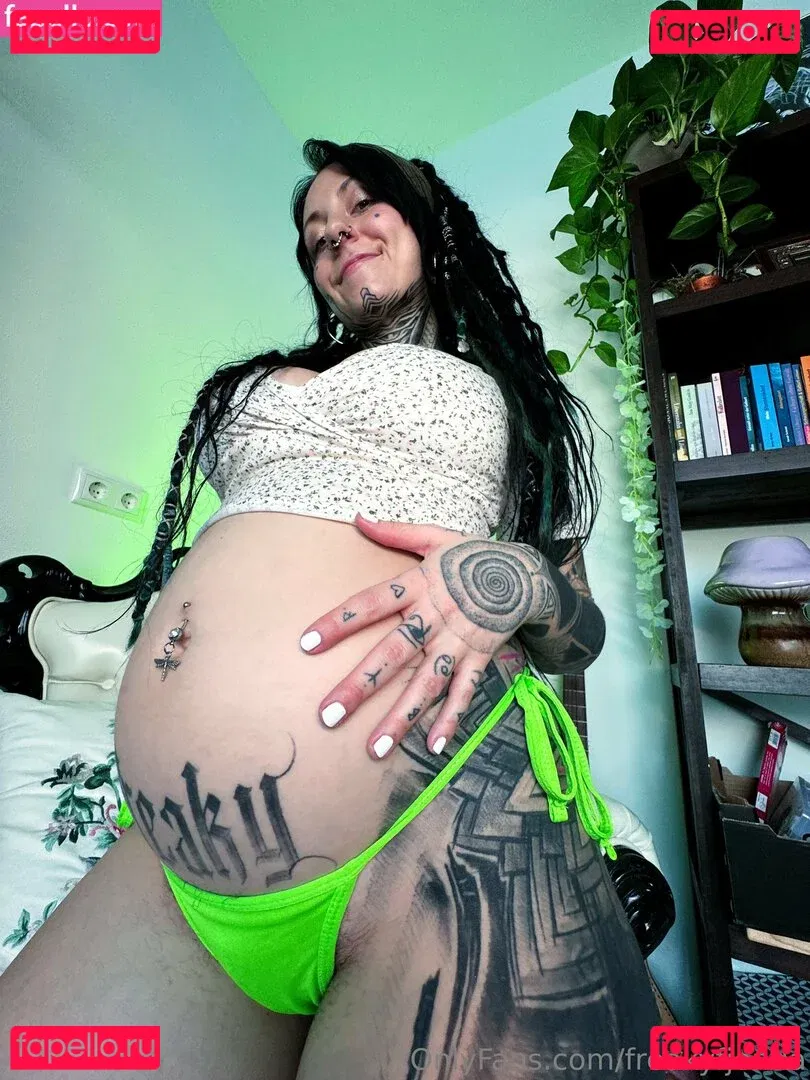 freakyfjonda Onlyfans Photo Gallery 