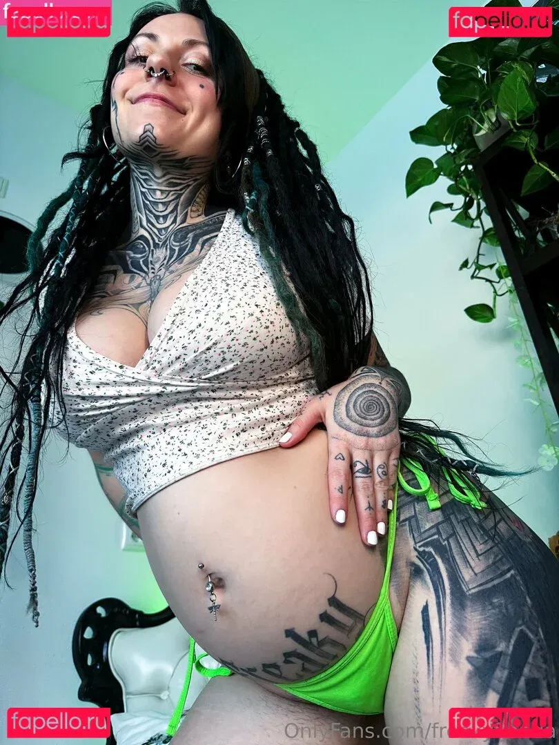 freakyfjonda Onlyfans Photo Gallery 