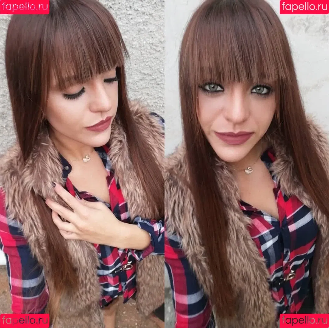 Angela Doxa Onlyfans Photo Gallery 